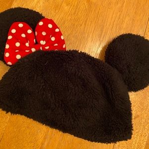 Minnie Mouse Child’s plush cap very nice so cute